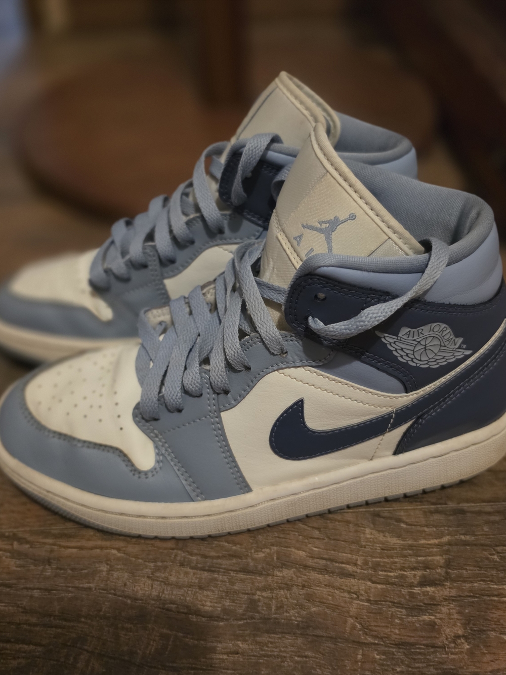 Nike Air Jordan 1 Mid Womans 7.5 Shoes - Light Blue / White